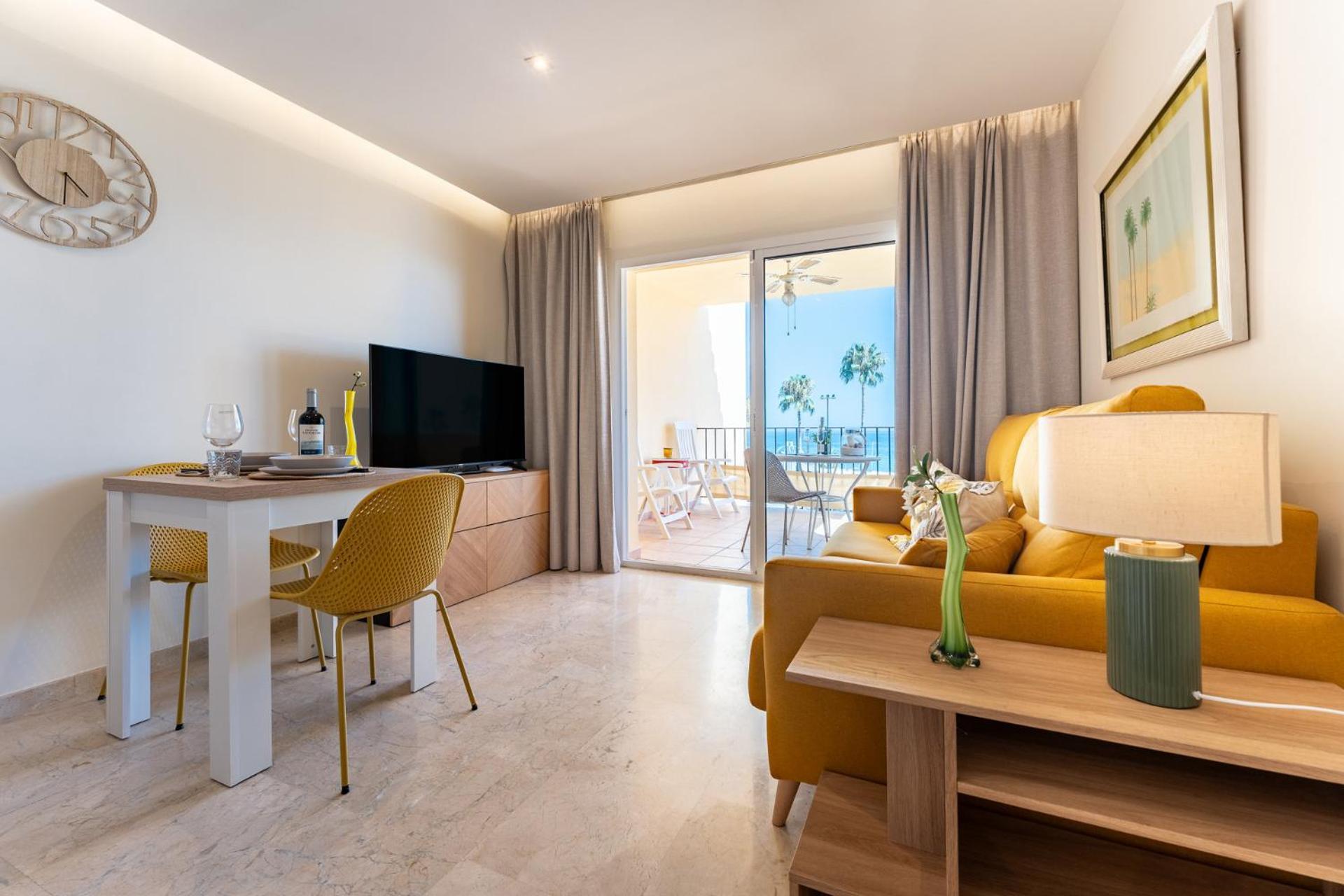 Malagasuite Las Palmeras Torremolinos Exterior foto